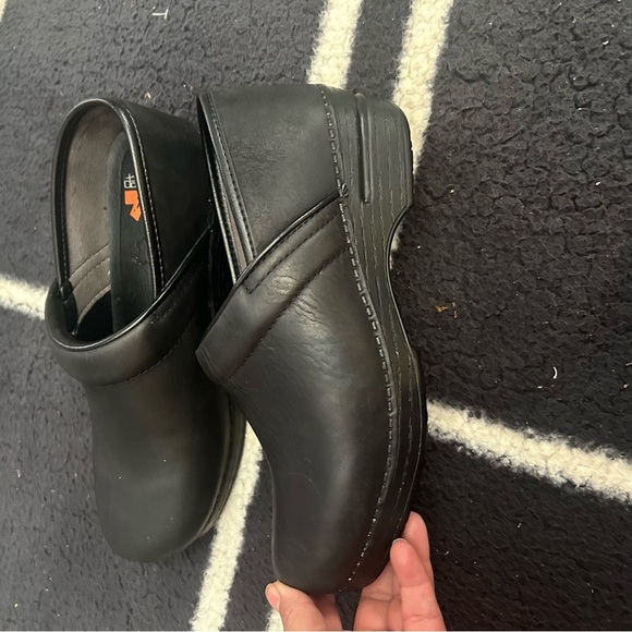 Dansko clogs shoes women’s size 38 black color - Picture 4 of 5